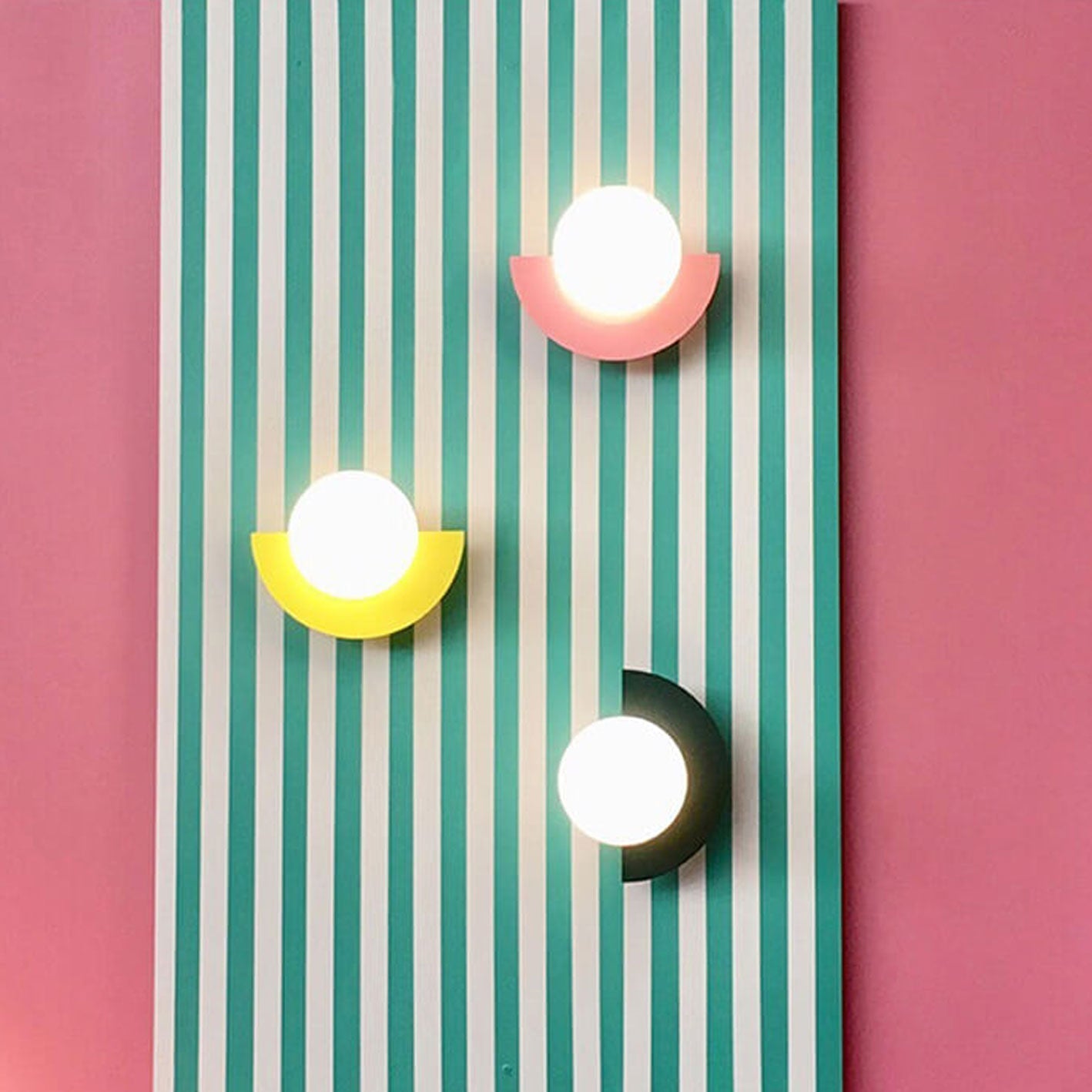 Colorful Glass Globe Wall Light | Modern Design 1