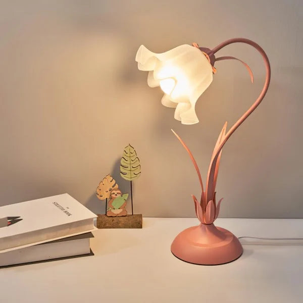 Elegant Vintage Table Lamp | Adjustable Floral Design 3