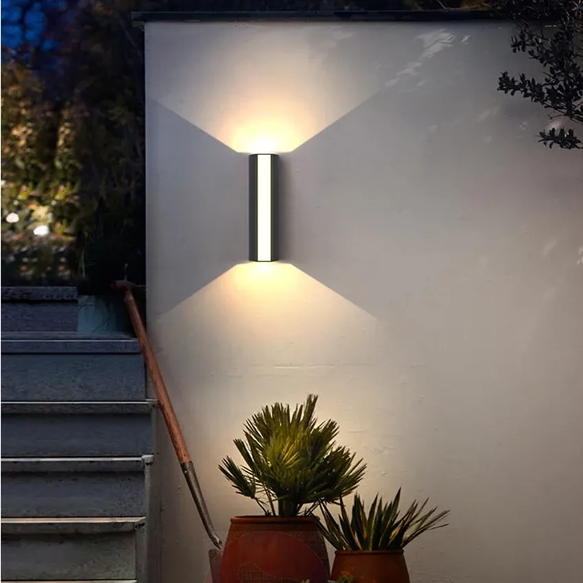 Modern Outdoor Wall Light | Weatherproof LED Fixture & Energy-Efficient Design 3