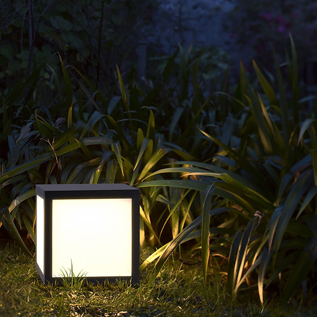 Modern Solar Garden Light | Weatherproof LED Post Light 4