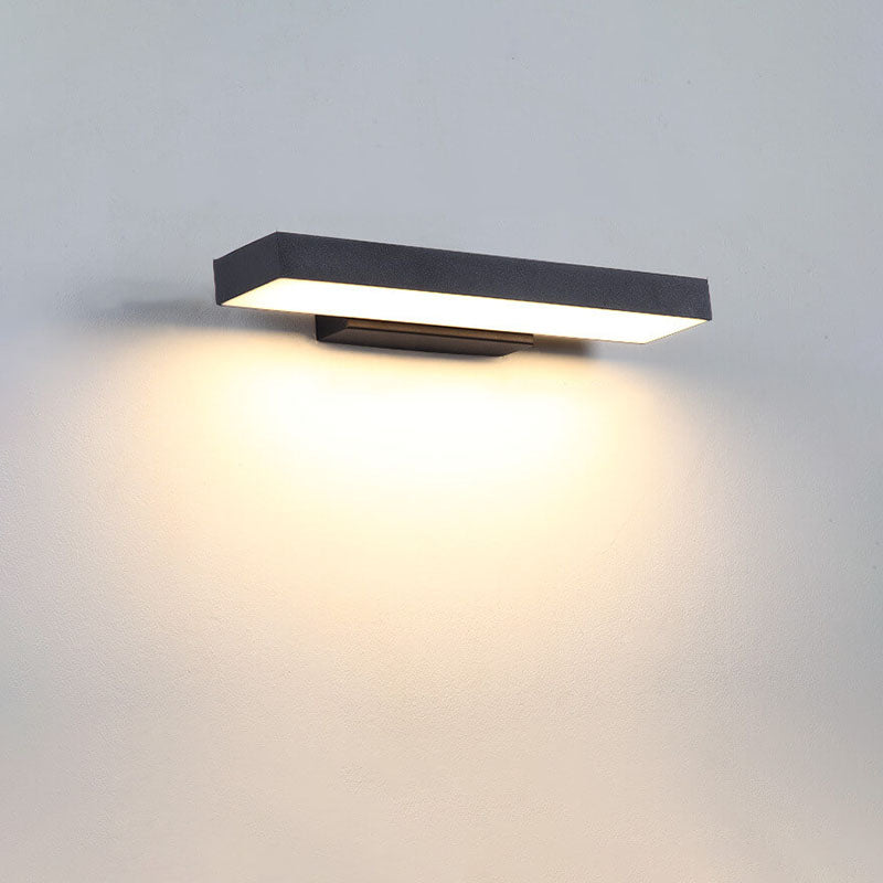 Sleek Outdoor Wall Light | Energy-Saving LED 2
