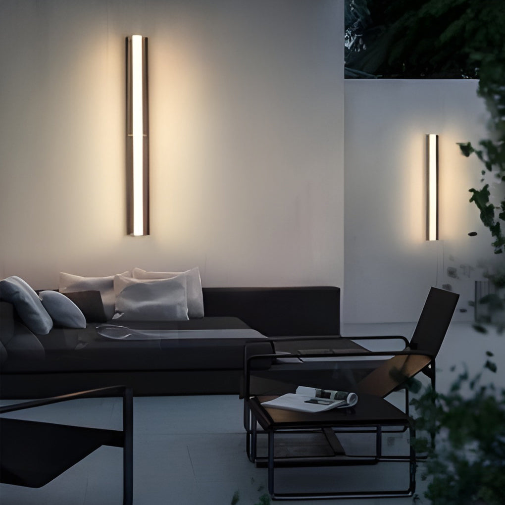 Sleek Solar Outdoor Wall Light | Waterproof & Energy-Saving 2