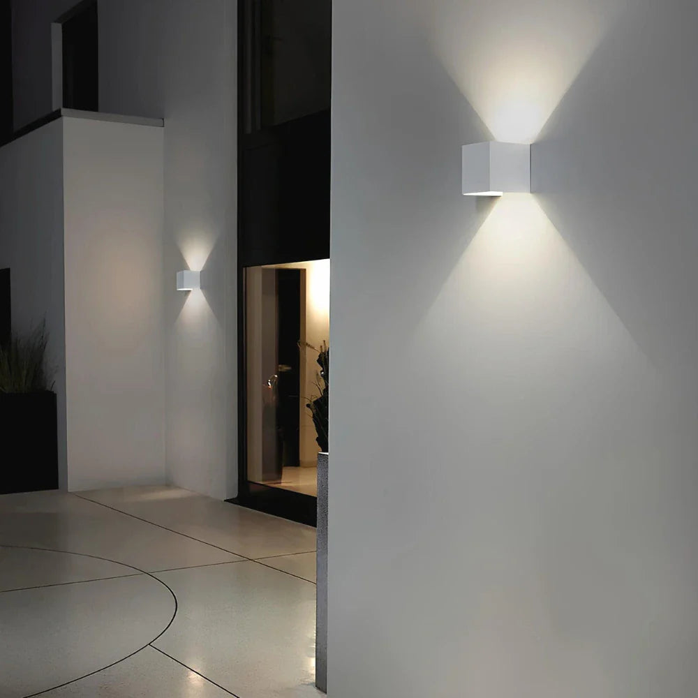 Adjustable LED Wall Light | Waterproof & Energy-Efficient 6