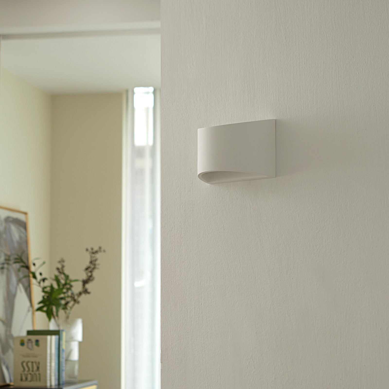 Elegant Modern Wall Light | Paintable Plaster Uplight 1