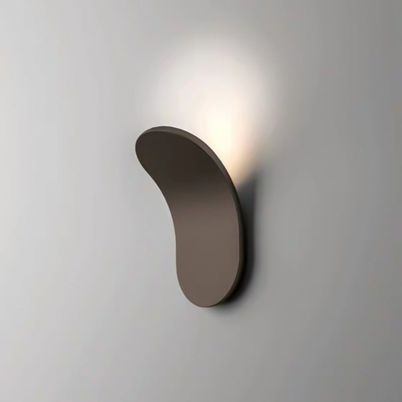 Elegant Nordic Wall Lamp | Contemporary Iron Design 1