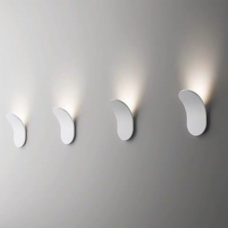 Elegant Nordic Wall Lamp | Contemporary Iron Design 8