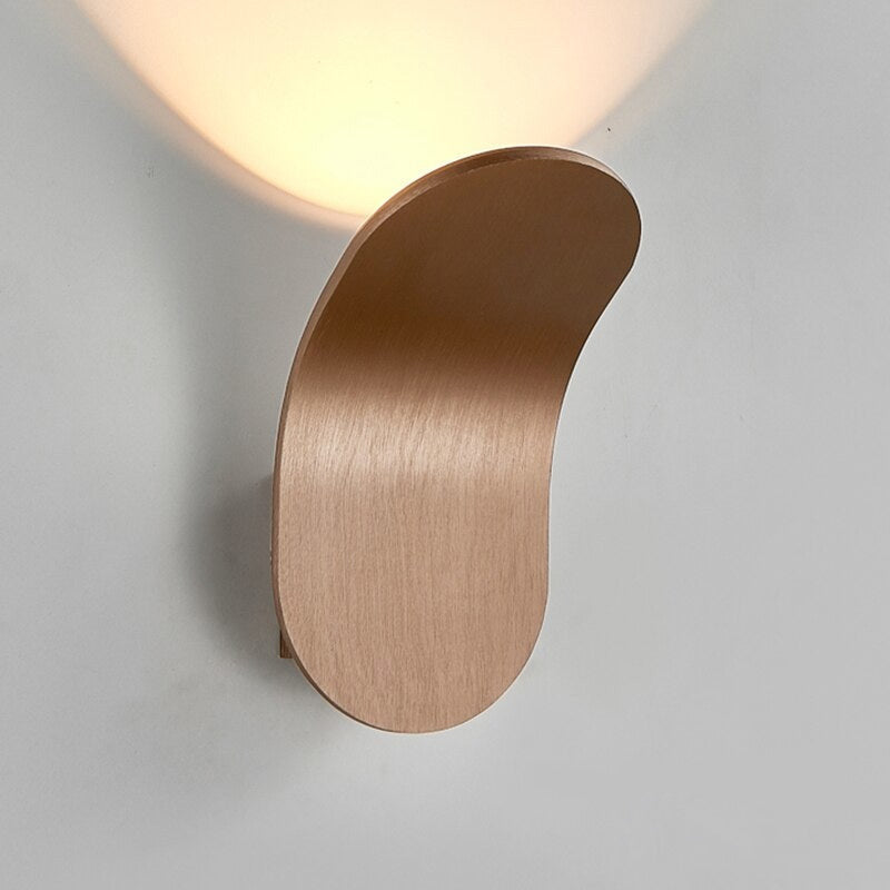Elegant Nordic Wall Lamp | Contemporary Iron Design 9