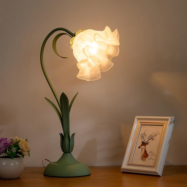 Elegant Vintage Table Lamp | Adjustable Floral Design 2