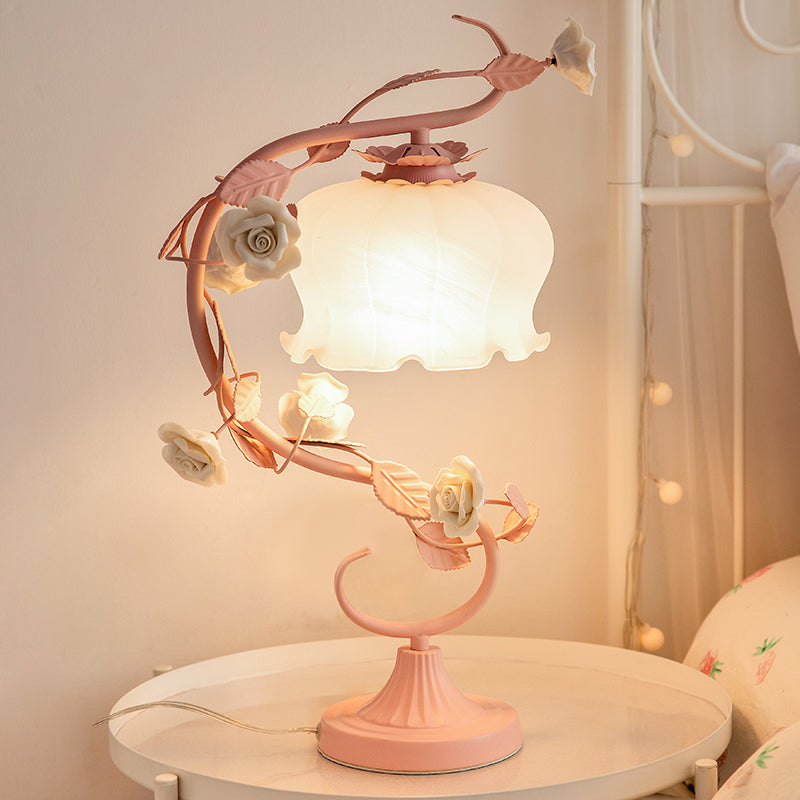 Elegant Vintage Table Lamp | Rose Glass Design 1