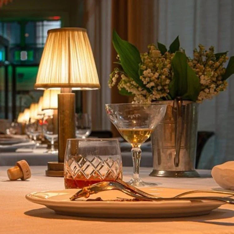 Elegant Wireless Table Lamp | Dimmable & Portable 1