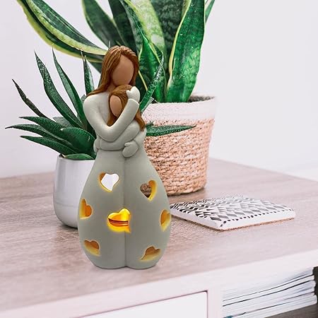 Romantic Resin Table Lamp | Heart-Shaped Design 5