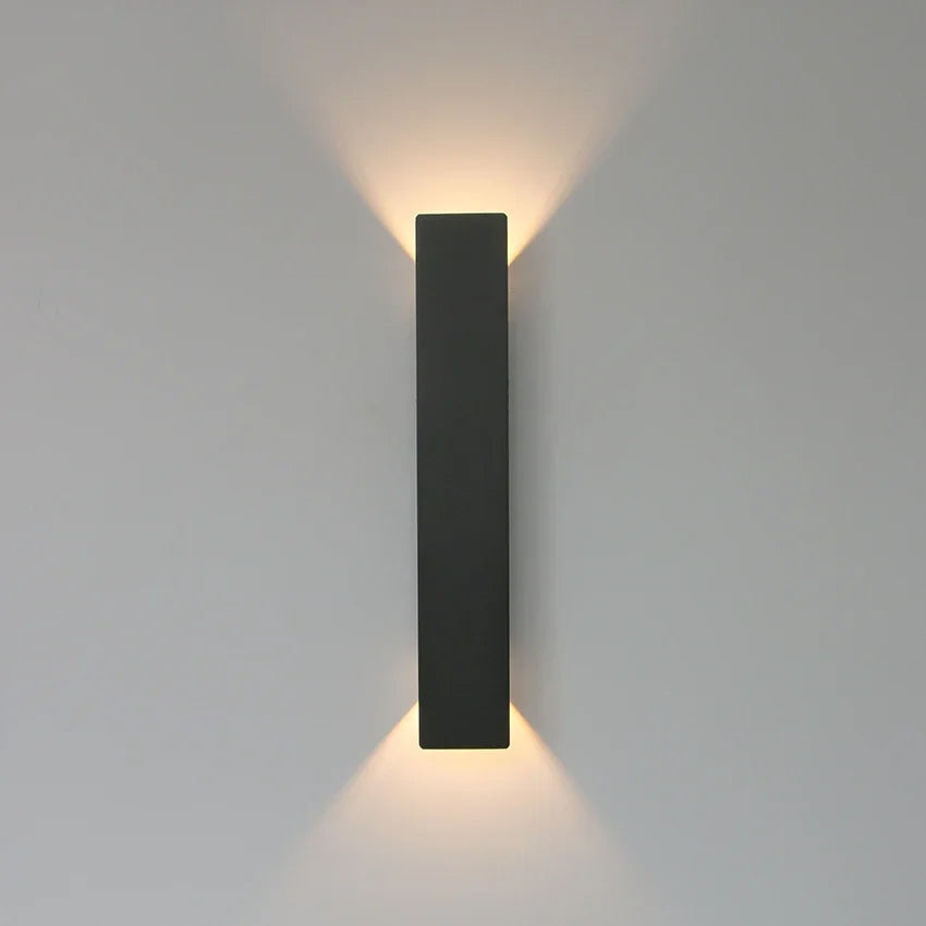 Sleek Black Outdoor Light | Weatherproof & Energy-Efficient 0