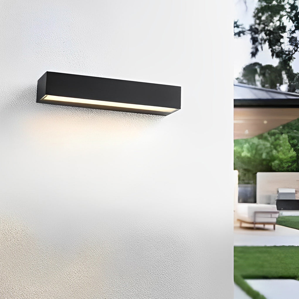Sleek Black Outdoor Wall Light | Waterproof & Energy-Efficient 2