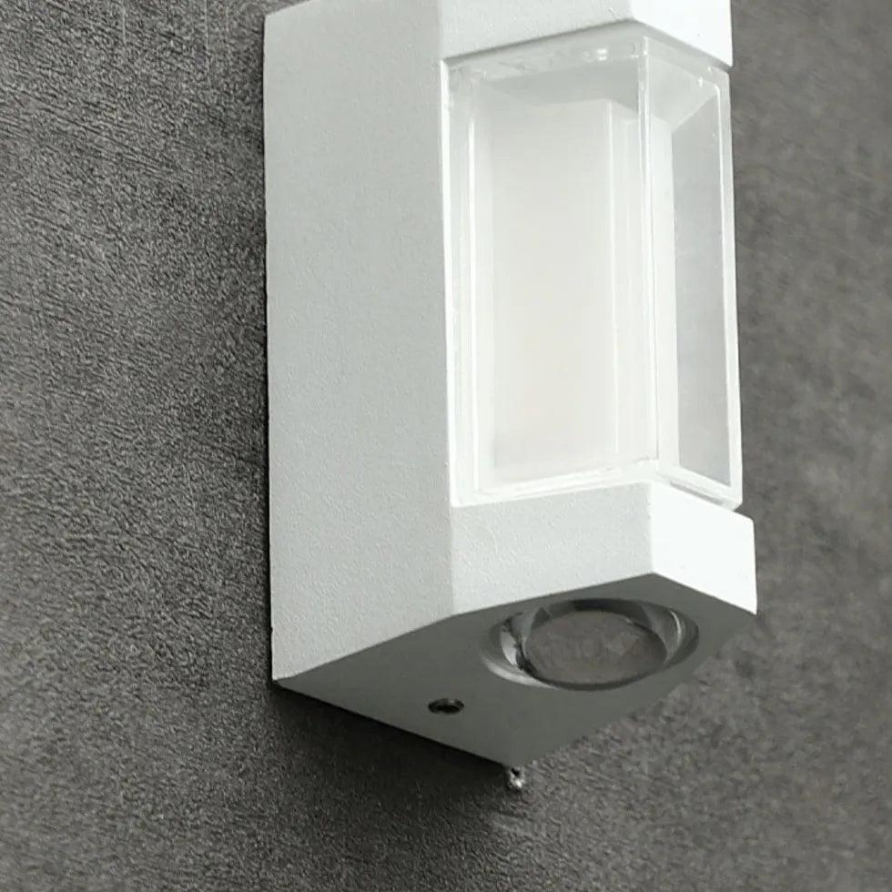 Waterproof Metal Outdoor Wall Light | LED & Energy Efficient 4