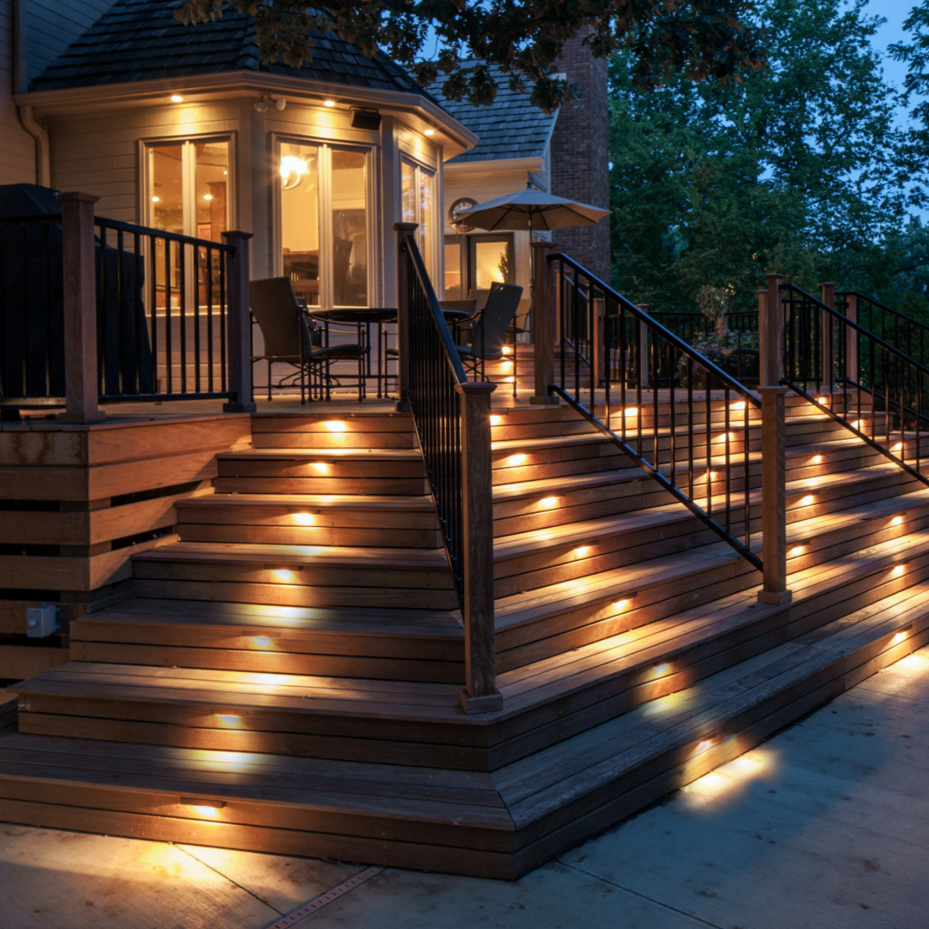 Weather-Resistant Solar Step Lights | Automatic LED Lighting 2